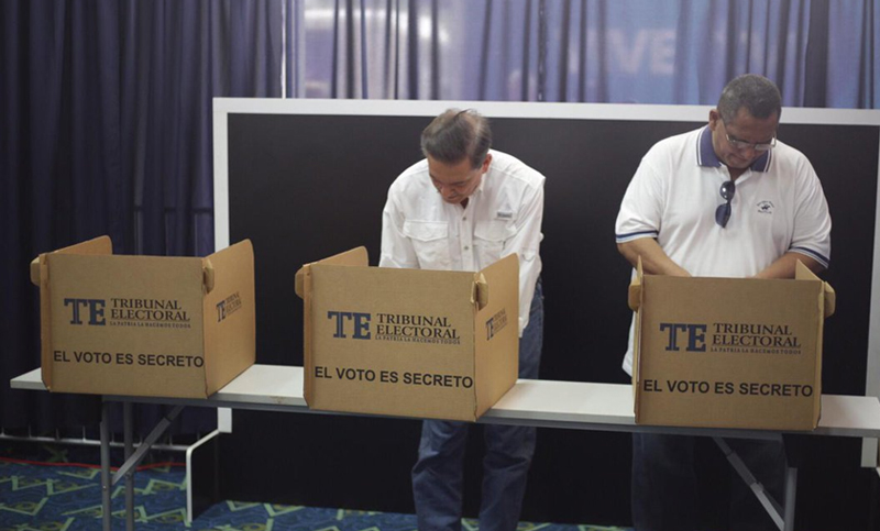 Panamá: los primeros cómputos dan ganador al opositor Cortizo en las elecciones presidenciales