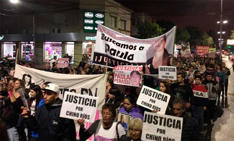 Masiva marcha para pedir justicia por Paula Perassi