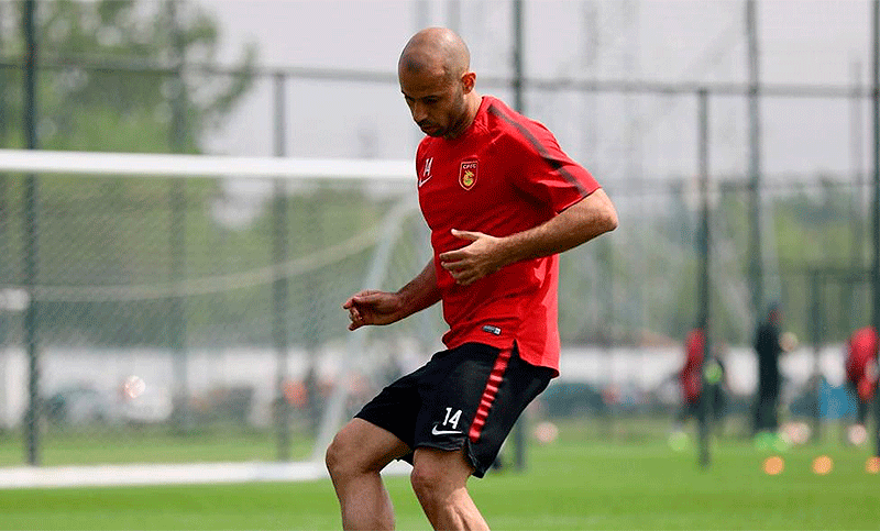 Mascherano escucha ofertas