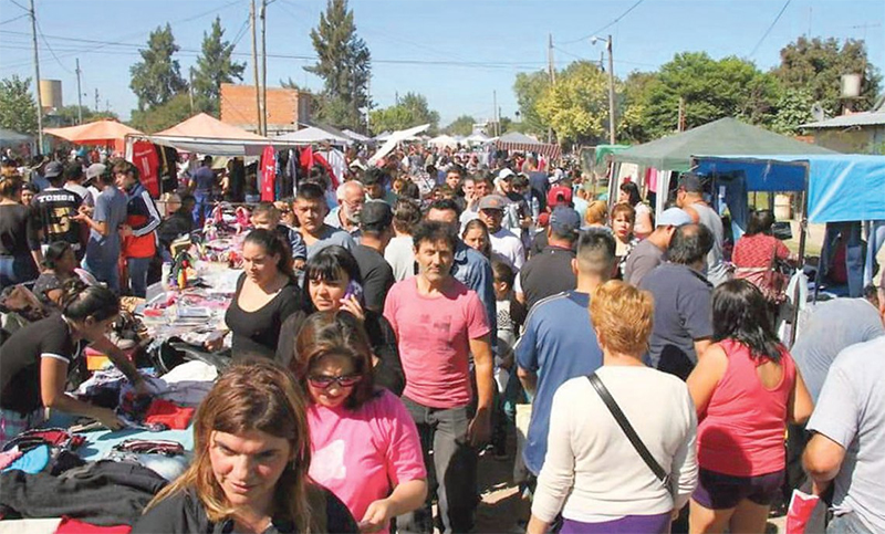En las ferias populares, el trueque resurge con fuerza