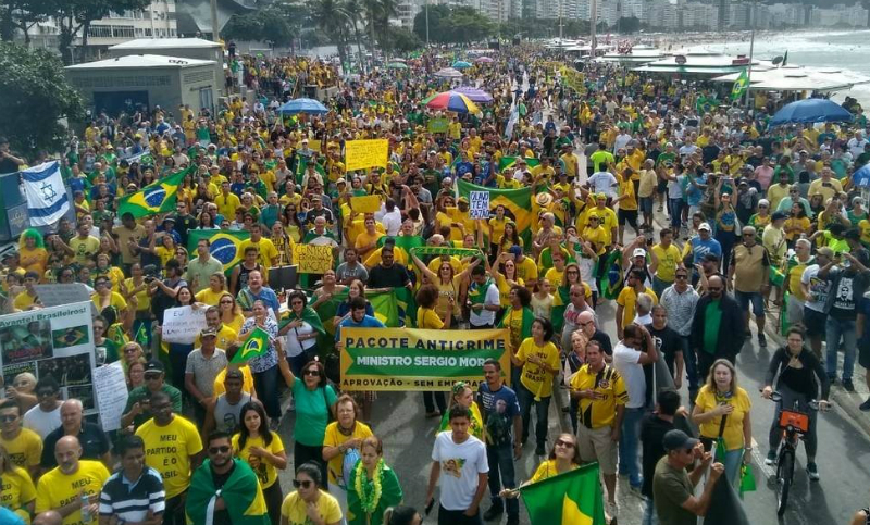 Brasileños manifestaron en las calles su apoyo a Bolsonaro