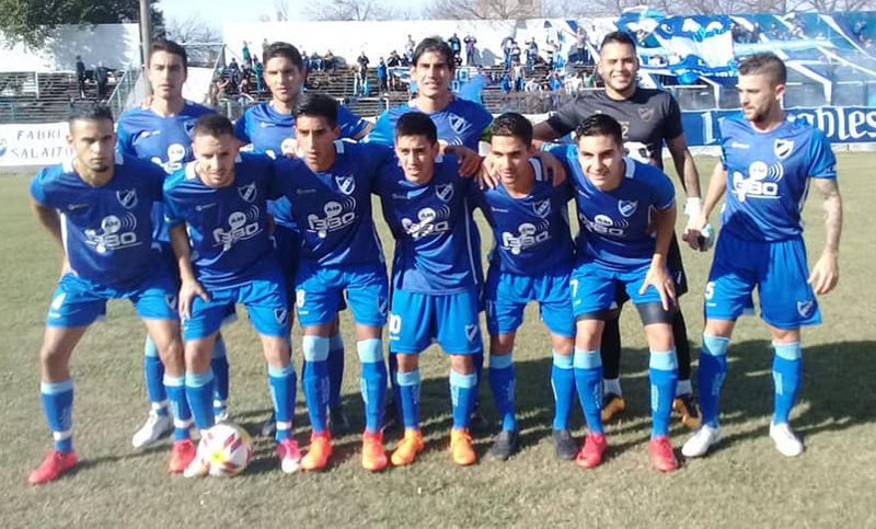 Argentino reclama una mala inclusión en Real Pilar y pelea por estar en la final