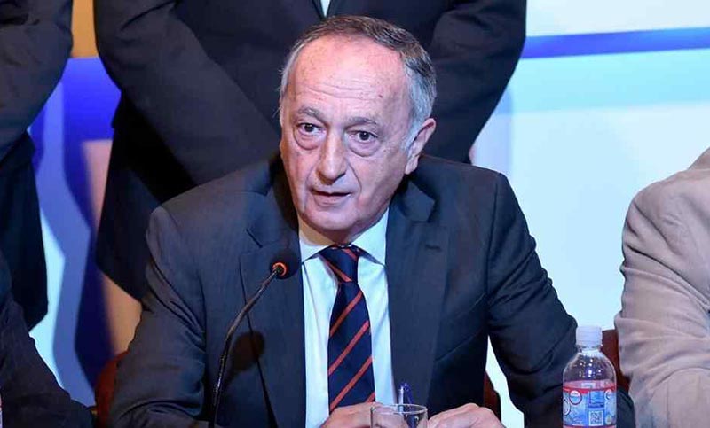 En medio de la crisis, Acevedo será reelecto como titular de la UIA 