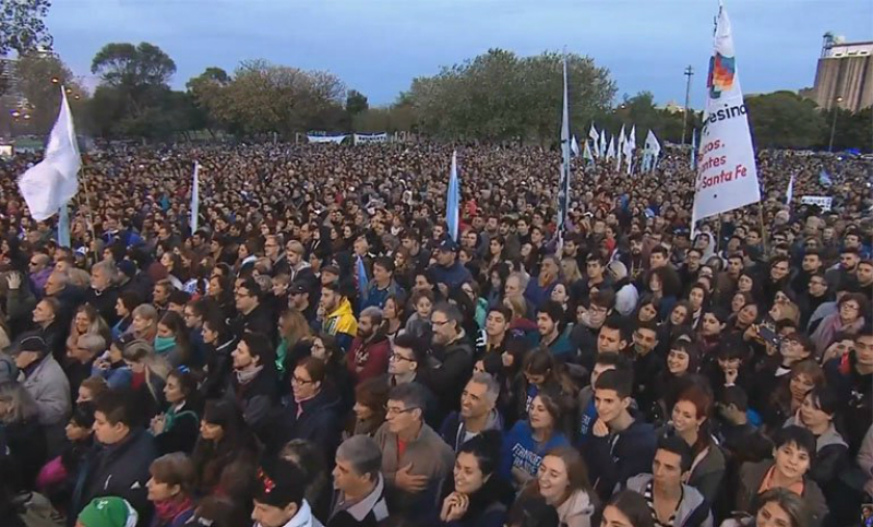 Miles de personas respaldaron a Cristina Fernández en Rosario