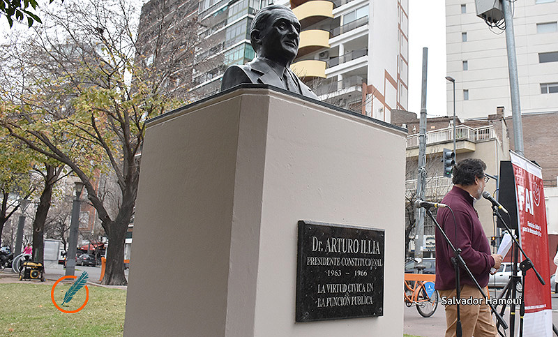 Homenajearon a Arturo Illia a 53 años del golpe militar que lo derrocó