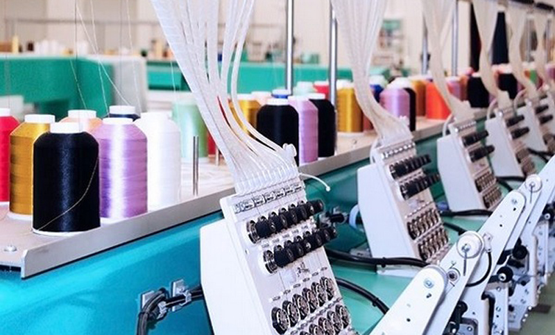 La producción de indumentaria cayó 18,9% interanual en abril