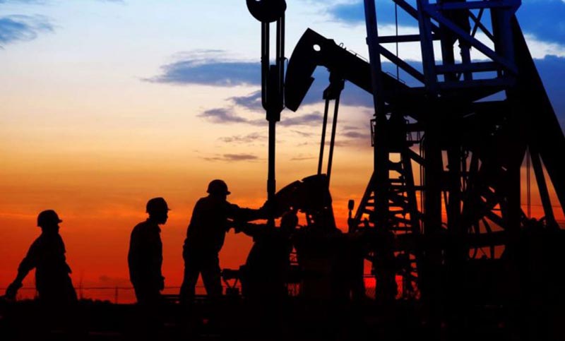 Petroleros consiguió un aumento del 43% para la rama de refinería 