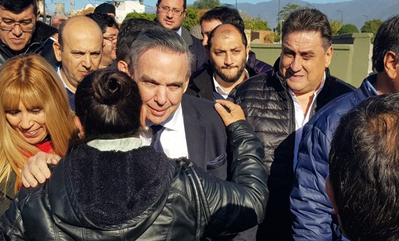 Pichetto realizó su primera recorrida de campaña en La Rioja