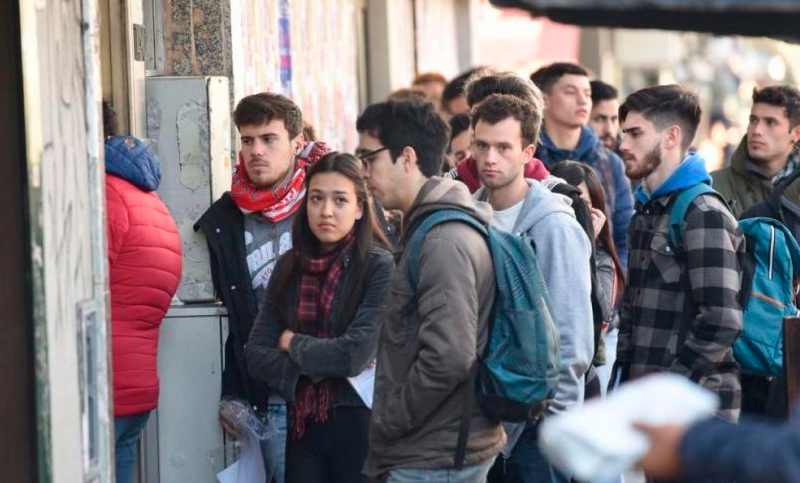 Advierten que la desocupación trepará al 12%, el peor registro desde 2015