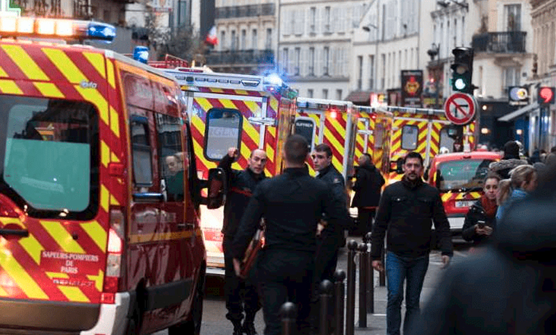 Al menos tres muertos y treinta heridos en un incendio en el centro de París