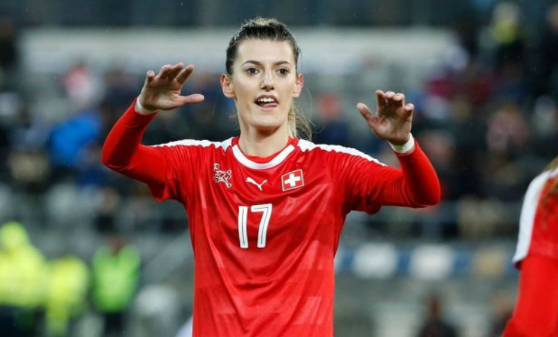 Conmoción: desapareció una jugadora de la selección de fútbol de Suiza
