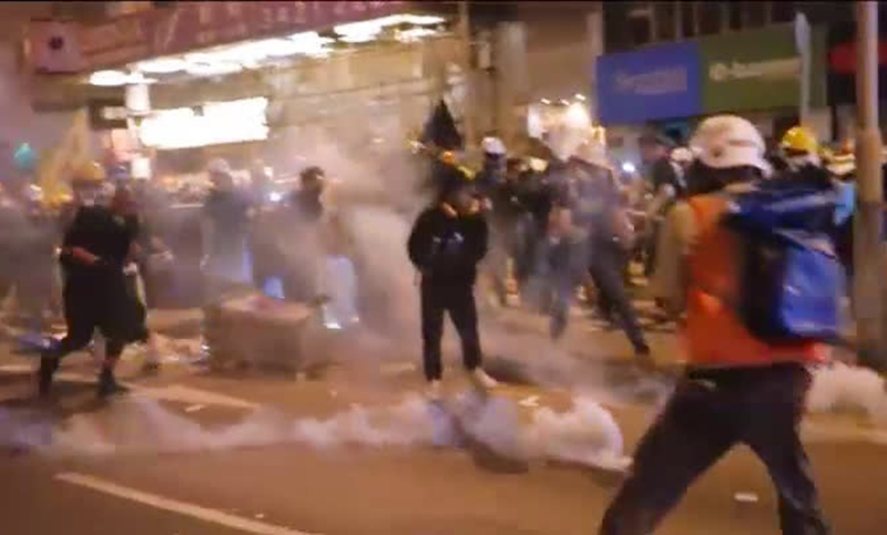 Ataque de una banda armada a manifestantes deja al menos 36 heridos