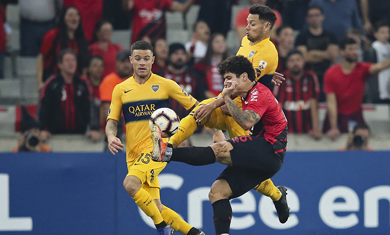 Boca ganó en Brasil y dio un gran paso para llegar a cuartos de final