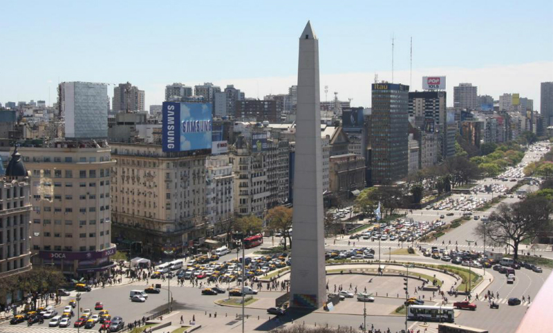 Organizaciones sociales instalarán en el Obelisco una carpa para personas en situación de calle