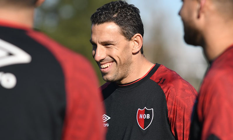 Newell’s enfrenta a los santiagueños y necesita arrancar con una alegría