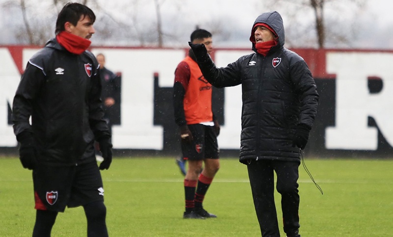 Kudelka prepara el once inicial para el debut Leproso en la Superliga