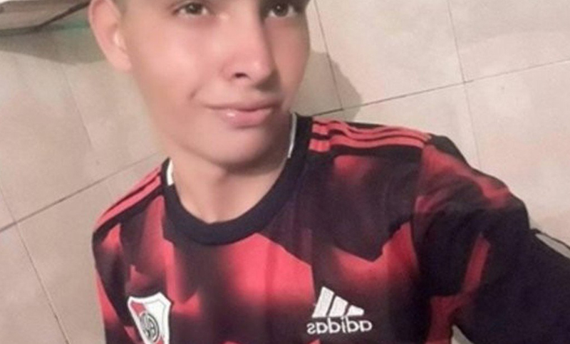 Un arquero de 17 años murió tras recibir un pelotazo en un partido