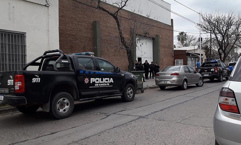 Un obrero murió al caer de un techo mientras realizaba trabajos de mantenimiento 