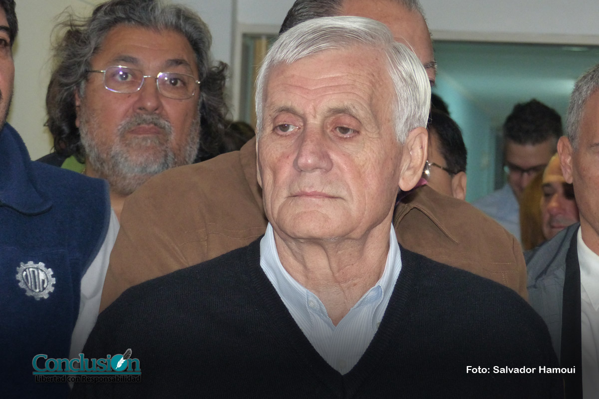 Delegados metalúrgicos se movilizan hoy en apoyo a negociación paritarias de siderúrgicos