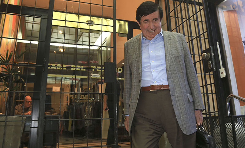 El Gobierno busca convencer indecisos con la campaña del «metro cuadrado»