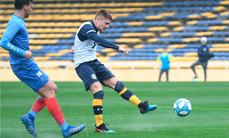 Central empató con Arsenal en el Gigante