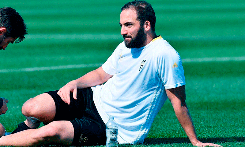 Gonzalo Higuaín se acerca a la Roma
