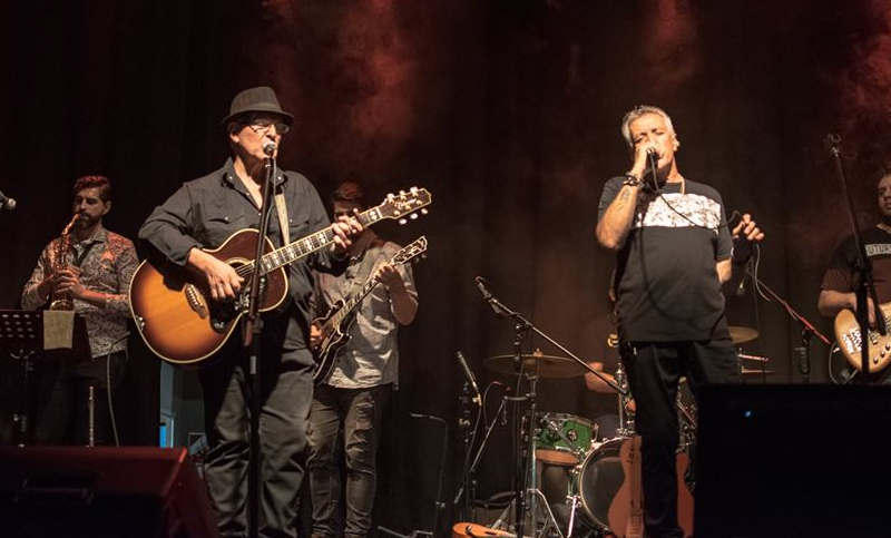 El dúo rosarino La Clave festeja el Día del Amigo en concierto
