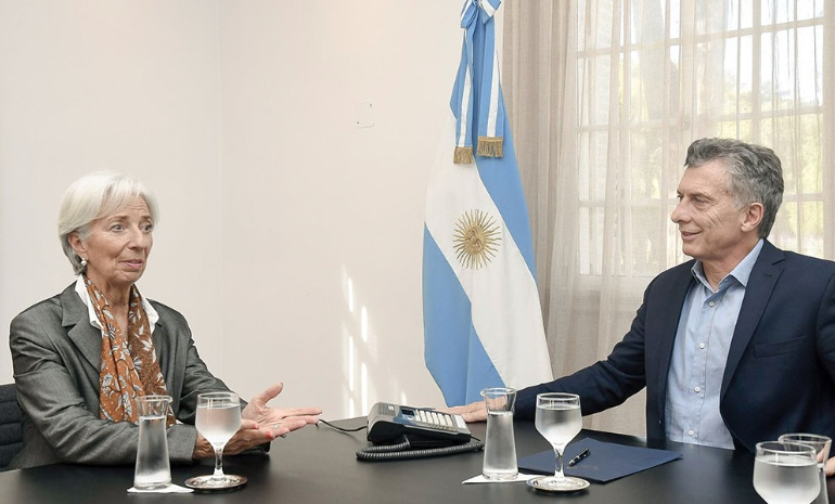 El FMI habilitó otro tramo de 5.400 millones de dólares al Gobierno