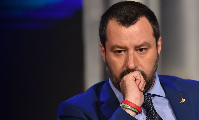 Matteo Salvini calificó de “hipocresía francesa” la condecoración a la capitana del Sea Watch