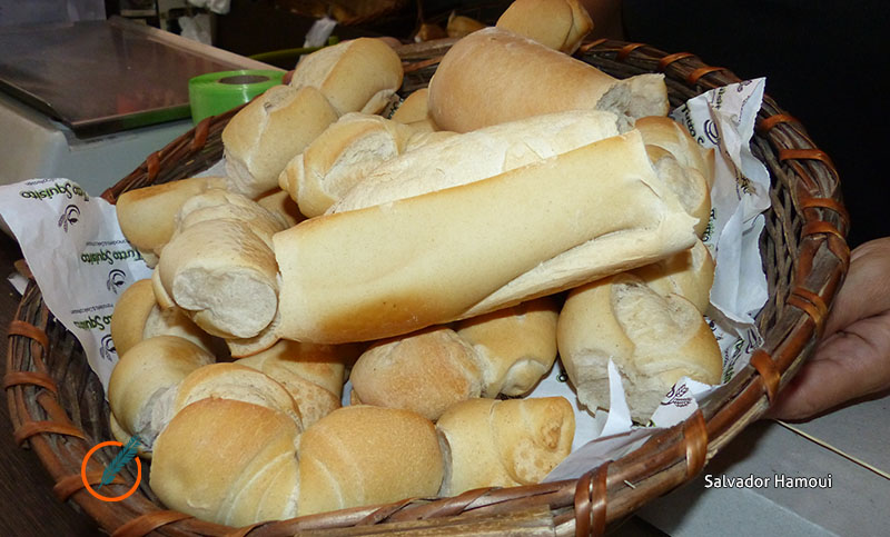 El consumo de pan cayó 15 kilos por persona en los últimos tres años