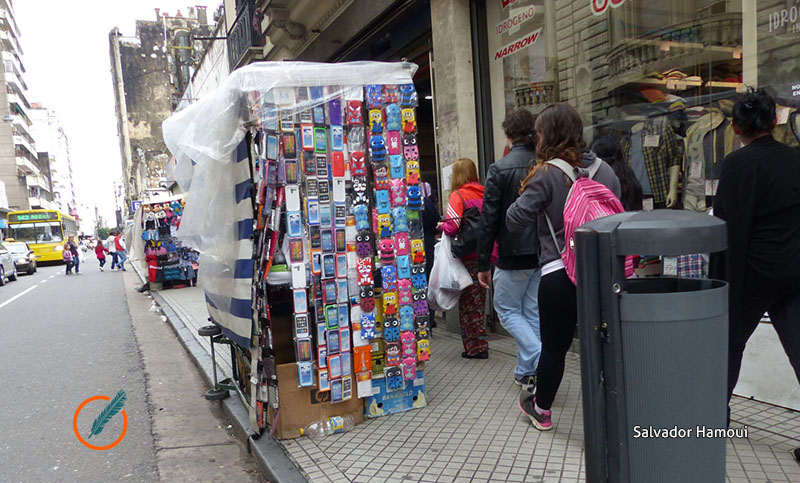 Afirman que creció un 250% la venta ambulante debido a la crisis