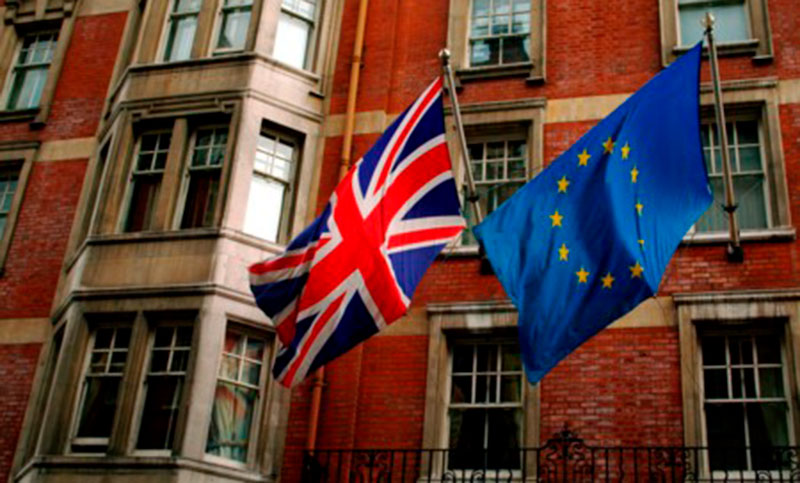 Liberales británicos proponen un Gobierno de emergencia para evitar un «Brexit duro»