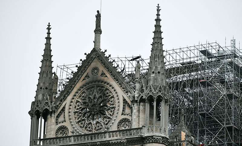 La Catedral de Notre Dame de París aún corre riesgo de colapsar