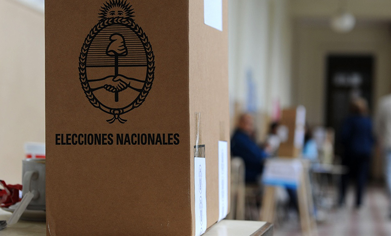 Con más del 80% de las mesas escrutadas, Fernández 47%, Macri 32% y Lavagna 8%