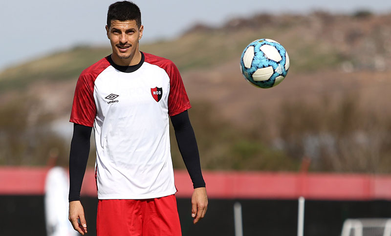 Salinas: «Estoy maduro, ojalá que pueda dar muchos goles»