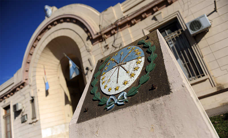 Allanaron la Alcaidía de San Lorenzo y detuvieron a su jefe