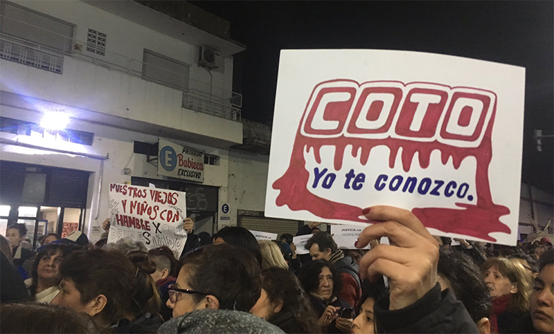 Manifestación para exigir justicia por la muerte del hombre golpeado por personal de Coto