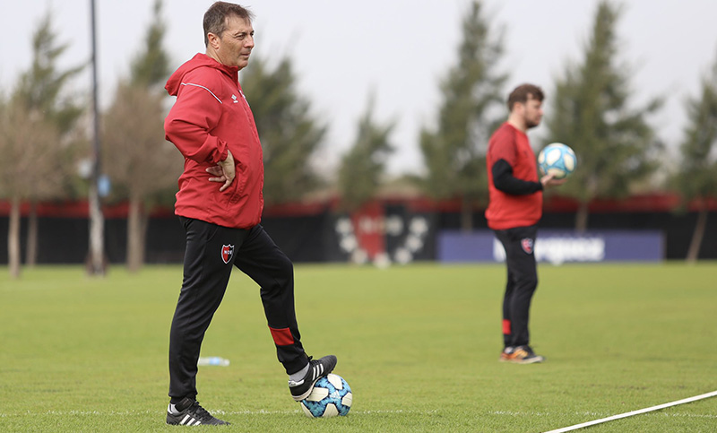 Kudelka: «Tenemos un equipo que lo estamos construyendo»