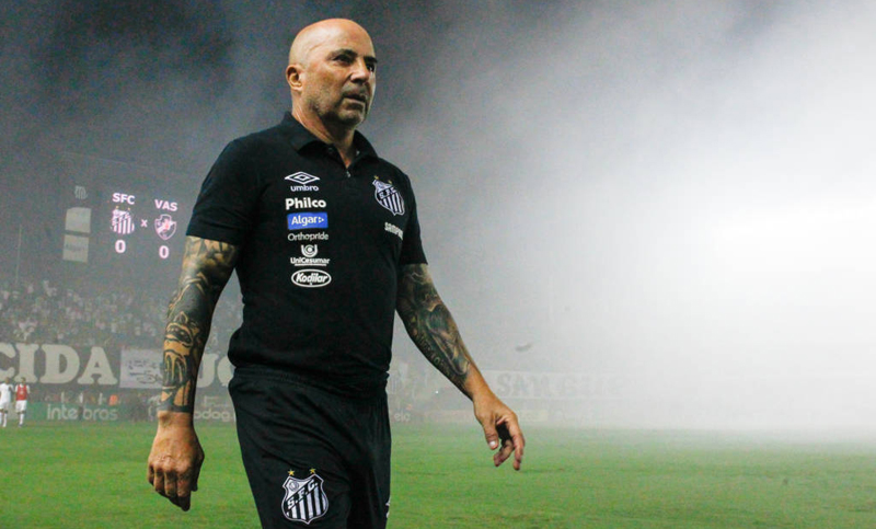 Sampaoli está puntero con el Santos y el presidente del club teme que se lo lleven