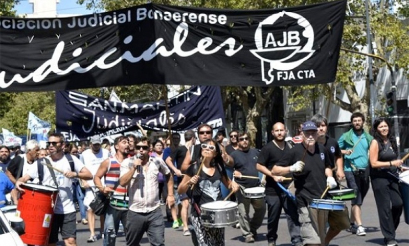 Judiciales bonaerenses paran este lunes en reclamo por apertura de paritarias