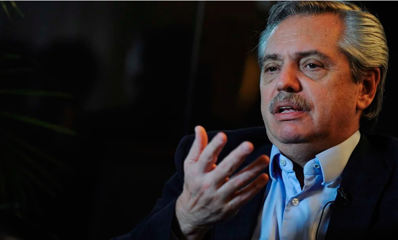 Un guiño de Alberto Fernández al campo en su visita a la Bolsa de Comercio de Rosario