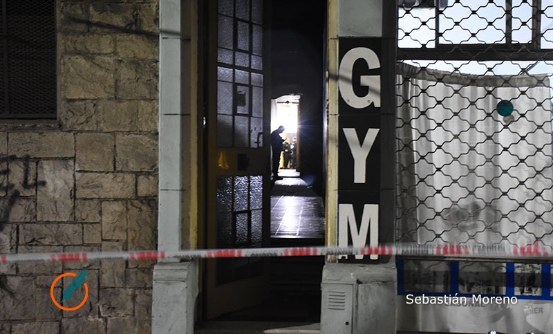 Mataron a una mujer e hirieron a su madre en una casa del centro