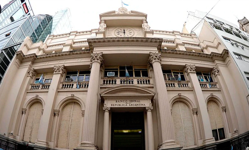 Los bancos deberán pedir autorización al Central para enviar sus ganancias al exterior