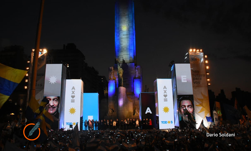 El Frente de Todos cerró su campaña en Rosario: «Necesitamos unir esfuerzos para dejar atrás esto que estamos viviendo»