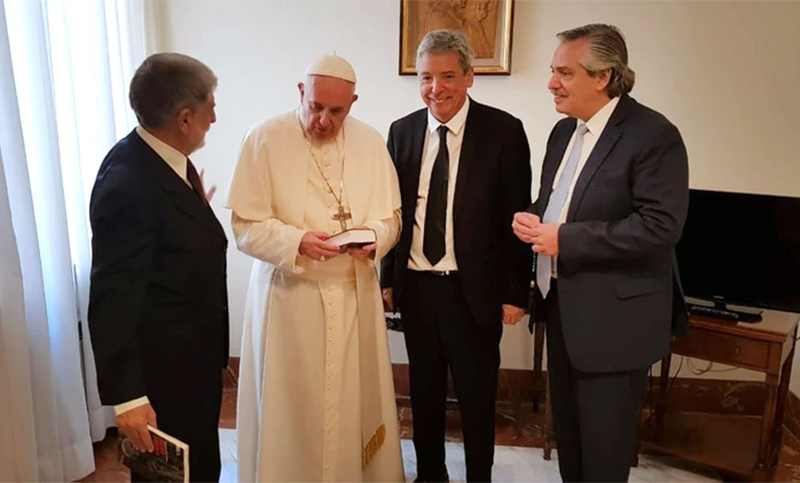 El Financial Times dice que fue el Papa Francisco quien alentó a Alberto Fernández a reconciliarse con Cristina Kirchner