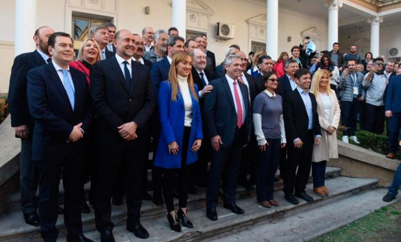 Los gobernadores del PJ rechazan las medidas de Macri e irían a la justicia