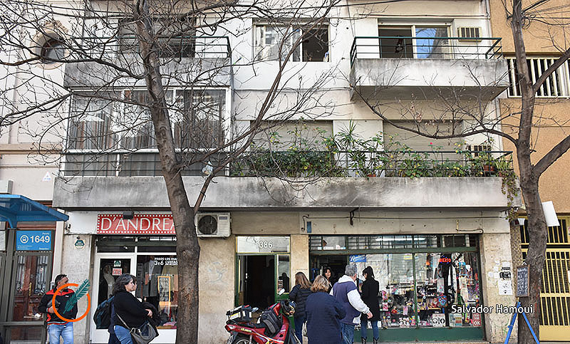 Conmoción en pleno centro por un incendio en un edificio