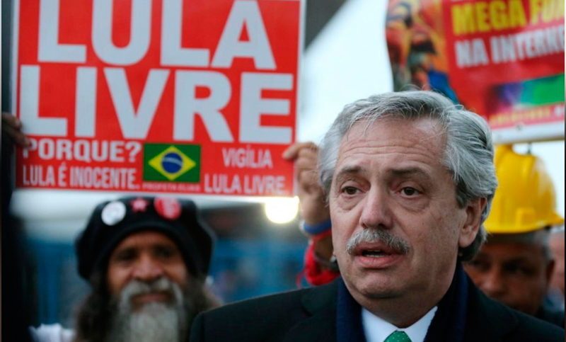 A 500 días de la prisión de Lula, Alberto Fernández y Cristina piden su liberación