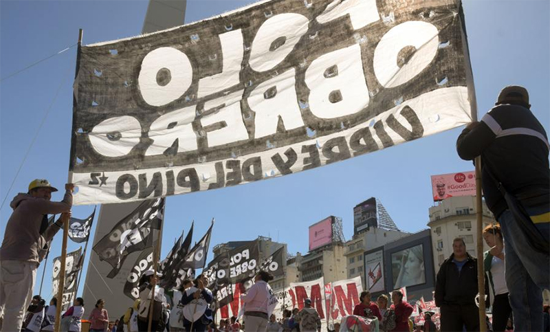 Militantes piqueteros protestaron en la zona de 9 de Julio e Independencia