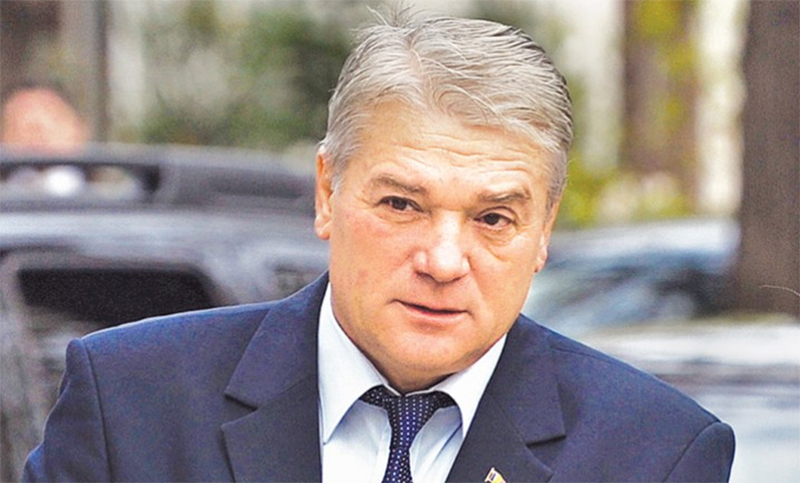 Rumanía: dimite el ministro del Interior tras el asesinato de una menor